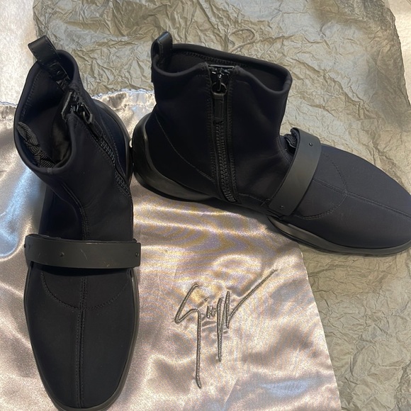 Giuseppe Zannotti Great condition. Like new men’s sock boot - Picture 2 of 5